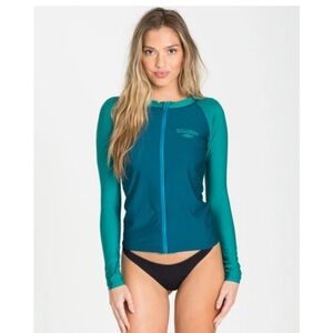 Billabong  Long Sleeve Rash Guard size medium